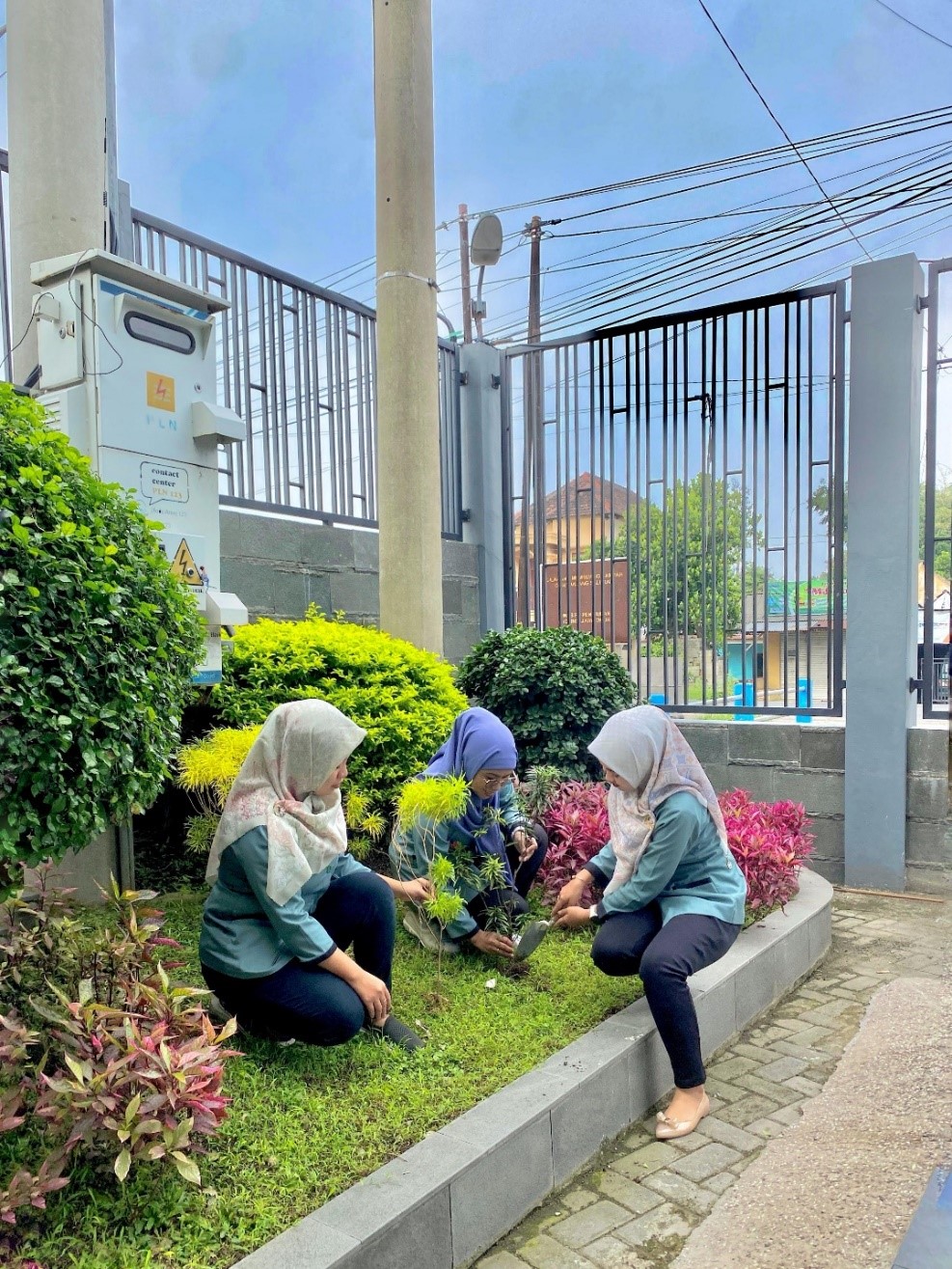 119. 28-11-2025 Peringatan Hari Menanam Pohon Indonesia _ Menanam Harapan untuk Generasi Mendatang